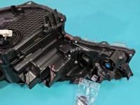 Reflektor prawy lampa przód Toyota C-HR I 16-23 EUROPA 81130-YP282-00