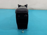 Podłokietnik TUNEL MERCEDES W176 A1766801300 EUROPA