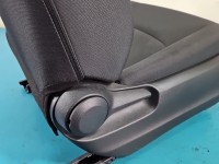 Fotel prawy przód pasażera Toyota Corolla E21 19- 4d EUROPA