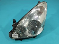 Reflektor lewy lampa przód Toyota Corolla Verso II EUROPA