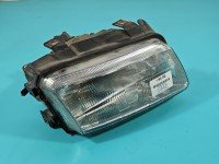 Reflektor prawy lampa przód Audi A4 B5 EUROPA