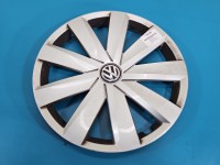 Kołpak sztuka Vw Passat B8