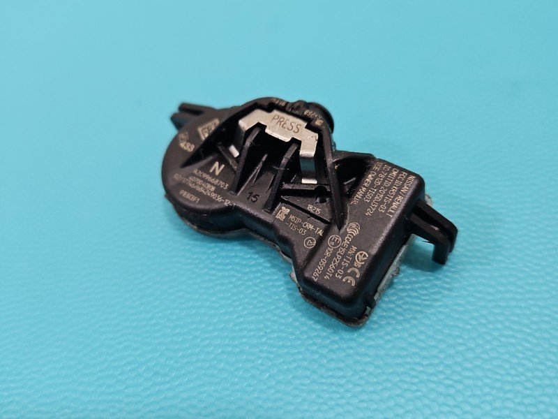Czujnik ciśnienia opon Renault Megane IV A2C99668703 TPMS Czujnik ciśnienia opon Renault Megane IV A2C99668703 TPMS