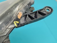 Reflektor prawy lampa przód Opel Zafira B EUROPA