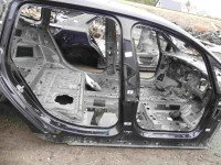 Próg prawy SŁUPEK ŚRODKOWY B BMW F45 F46 kombi 5d czarny 475