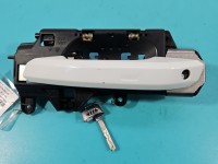 Klamka przód lewa zewnętrzna Audi A4 B9 8W1837811A, 8W01837811A