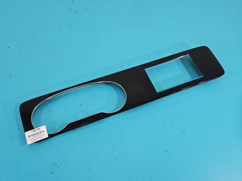 Obudowa licznika Mercedes W213 A2135407237