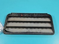 Osłona ZAŚLEPKA PLASTIK Producent części: Tesla, KRATKA WENTYLACYJNA Tesla Model 3 17- 1098751-00-C
