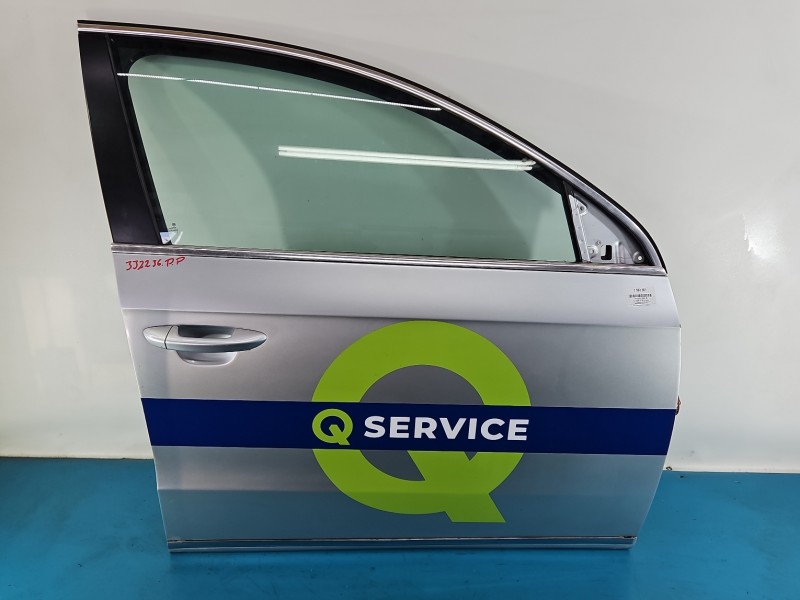 DRZWI PRZÓD PRAWE PASAŻERA Vw Passat B7 5d LA7W
