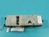 Przełącznik szyb Nissan Qashqai I J10 06-13 25401BB65B EU