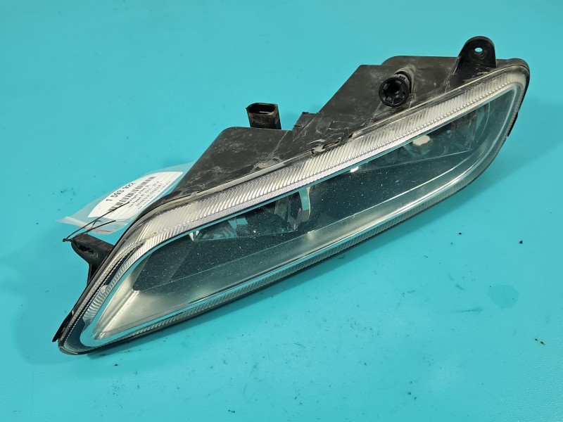 Halogen prawy Vw Passat B7