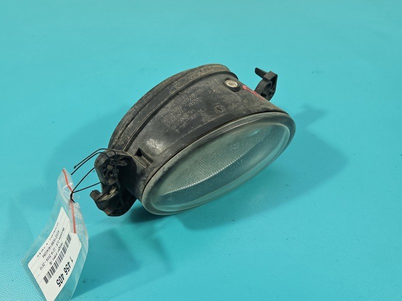 Halogen prawy Mercedes CLS C219 Halogen prawy Mercedes CLS C219