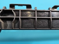 Ślizg zderzaka tył lewy Toyota Auris II 57576-02100