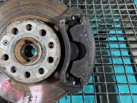 Zacisk przód prawy Skoda Octavia III 1.6 tdi