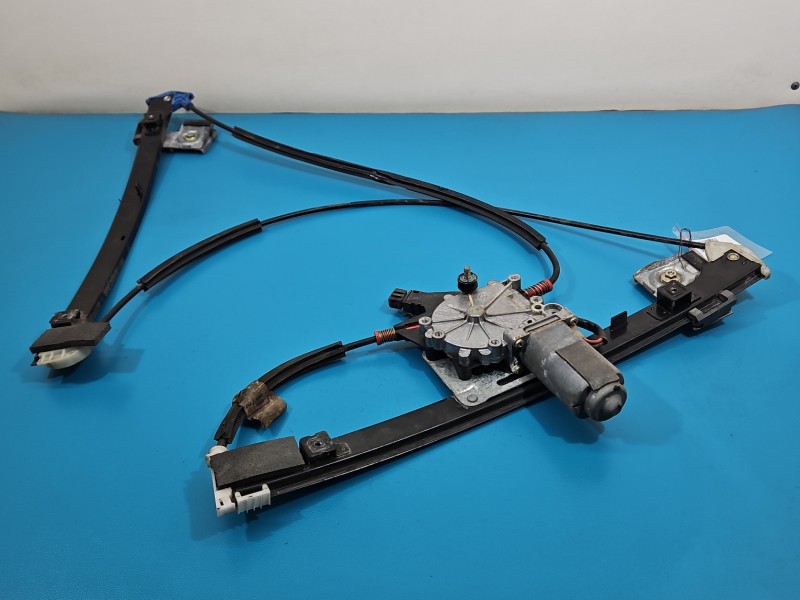 Podnośnik przód lewy SZYBY WINDA Seat Ibiza II 6K3959801C 3d HB