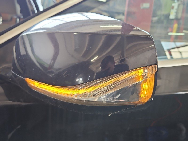 Lusterko lewe pin Infiniti Q30 HB czarny GAC 5d europa