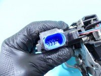 Zamek przód prawy 4E1837016 Audi A3 8P EUROPA Producent części: Audi, 7 pin BRAK CIĘGNA WIDOCZNEGO NA ZDJ.