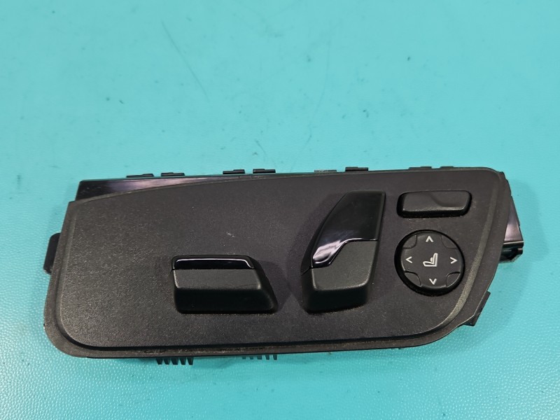 Przełącznik Producent części: BMW, Regulacji fotela 5 G30 2017-2024 9384909