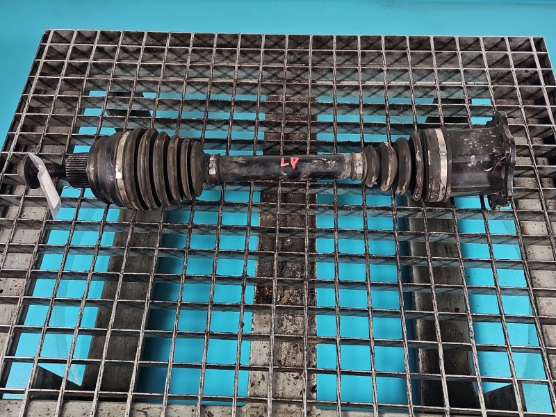 Półoś przód lewa AUDI A8 D4 4H 2.0 TFSI automat