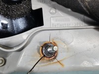 Lampa tył lewa Producent części: Lexus, KOITO Z KLAPY Pęknięcie wewnątrz lampy LEXUS RX II 03-08 HB