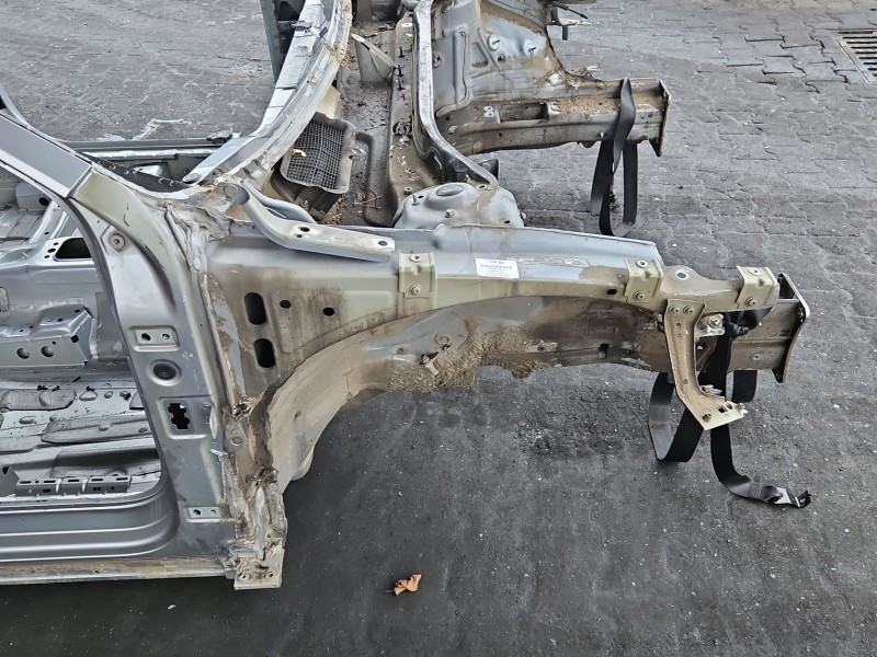 Podłużnica prawa fartuch Vw Passat B8