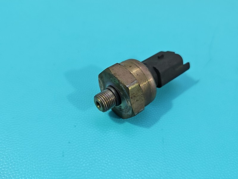 Czujnik ciśnienia paliwa regulator Renault Laguna II 55CP06-01