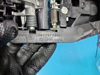 Klamka przód lewa zewnętrzna Peugeot 5008 II 17-24 9802977380 EVL