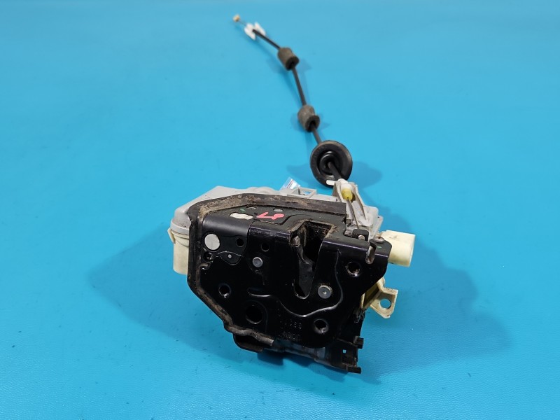 Zamek przód lewy Porsche Cayenne II EUROPA 9pin 8J1837015A