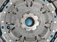 Dwumasa Koło dwumasowe Opel Zafira B 55354215 1.9 CDTI