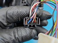 Lusterko lewe pin Peugeot 3008 II HB 5d kolor KWE europa