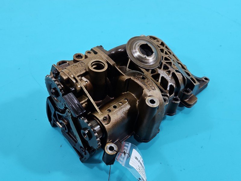 Pompa oleju Audi A4 B6 2.0 20V Pompa oleju Audi A4 B6 2.0 20V