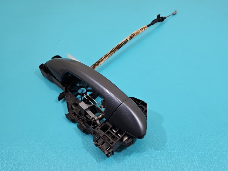 Klamka tył prawa zewnętrzna Vw Passat B7 3C0837886J