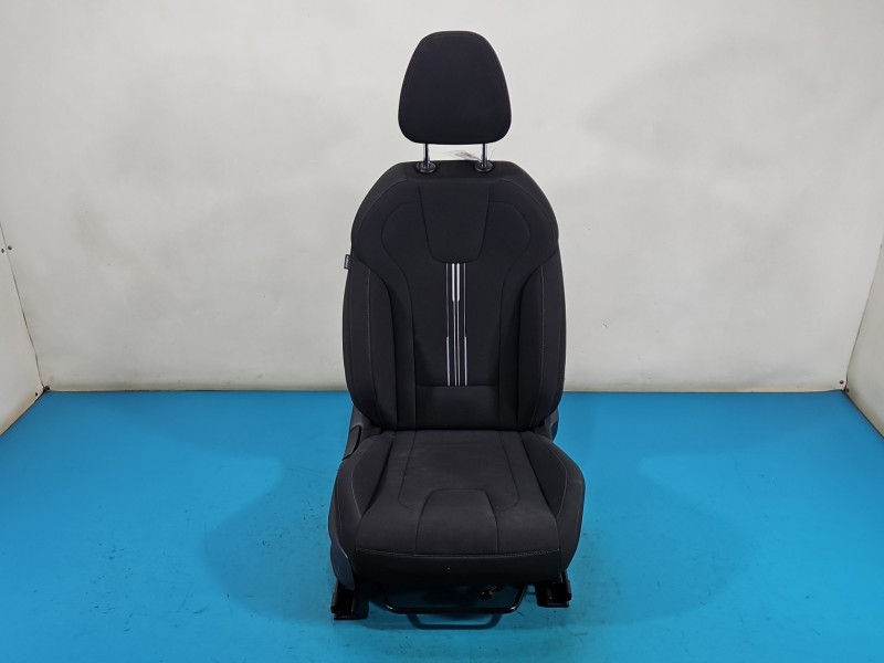 Fotel prawy przód pasażera Hyundai Elantra VII 20- 4d EUROPA