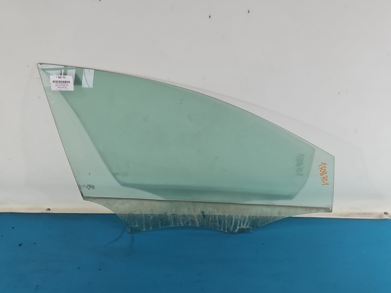 Szyba drzwi przód prawa Seat Ibiza IV 6J HB