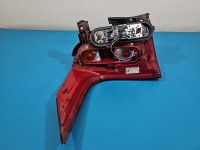Lampa tył prawa Peugeot, Uszkodzone jedno mocowanie trzymający wkład. Brak nr Peugeot 5008 HB
