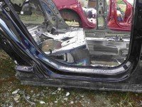Próg prawy SŁUPEK ŚRODKOWY B Vw Passat B8 kombi 5d czarny LC9X/ 2T2T