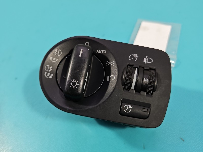 Przełącznik włącznik świateł Audi A3 8P 8P1941531AA