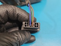 Lusterko lewe Skoda Fabia I 9201 malowana, elektryczny, 5pin .zabarwienia na szkle. Rysy europa