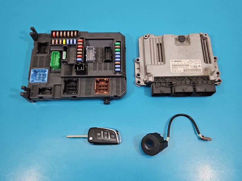 Komputer Sterownik silnika 0281030548, 9808016480 Citroen C4 Cactus 14-20 1.6 hdi