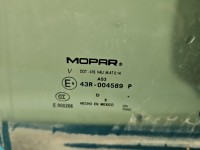 Szyba drzwi tył lewa Fiat Freemont