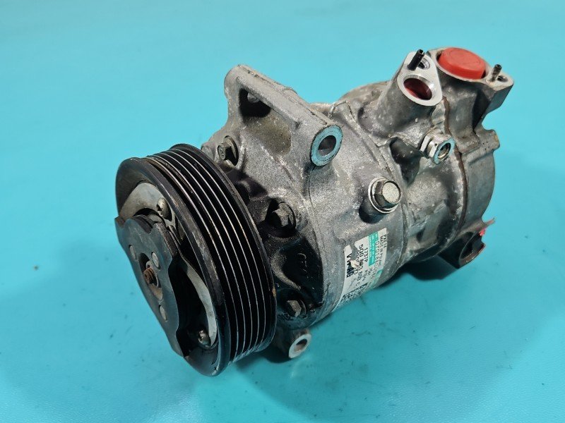 Sprężarka klimatyzacji kompresor Seat Leon III 12- 5Q0820803C Sprężarka klimatyzacji kompresor Seat Leon III 12- 5Q0820803C
