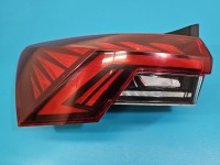 Lampa tył lewa Skoda Octavia IV HB Zewnętrzna w błotnik led EUROPA