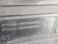 Zaślepka kratka zderzaka środkowa atrapa Renault Megane III 622540001R