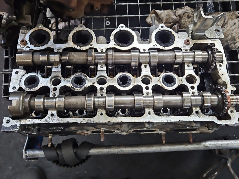 Głowica FORD C-MAX II MK2 9688418110 2.0 TDCI (DW10C)