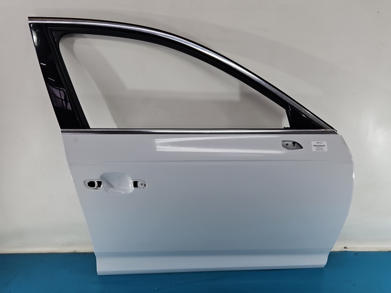 DRZWI PRZÓD PRAWE PASAŻERA Audi A4 B9 4d LS9R