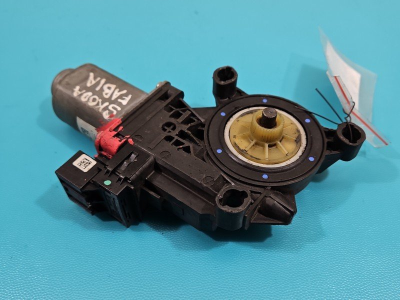 Podnośnik przód lewy SZYBY WINDA Skoda Fabia II 5Q2959802F 5d kombi