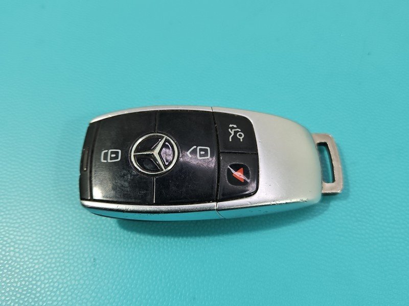 PILOT KLUCZYK Mercedes W213 PILOT KLUCZYK Mercedes W213