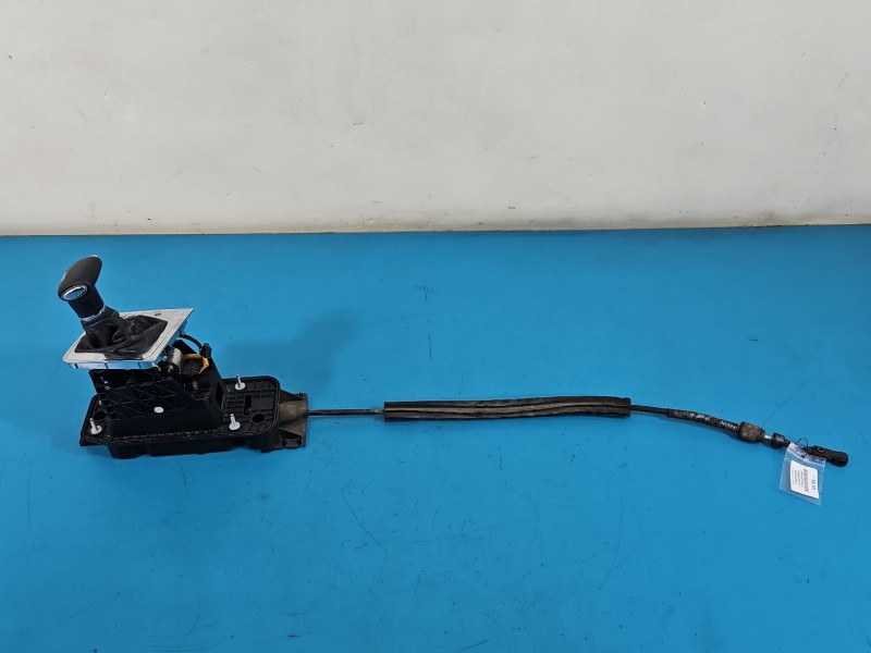 DŹWIGNIA LEWAREK WYBIERAK LINKI Vw Passat B6 2.0 tdi