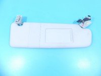 Przesłonka prawa Vw Touareg II 10- DASZEK osłona przeciwsłoneczna 7P6857552
