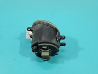 Halogen prawy Toyota Yaris III 81210-0D042